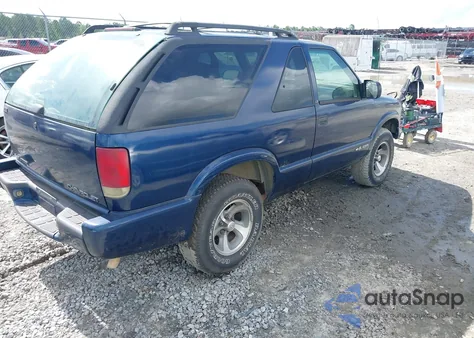 2002 Chevrolet Blazer z USA, uszkodzony, nr VIN 1GNCS18W42K158992